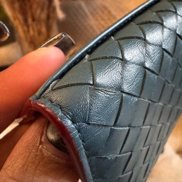 Bottega Veneta Bicolour Cardholder/wallet*PRICE is FIRM* - Picture 13 of 17